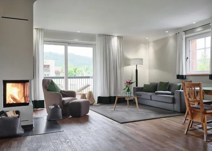 Residences * 基茨比厄尔